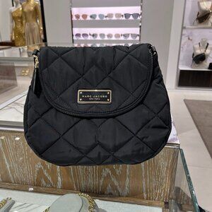 MARC JACOBS QUILTED NYLON MESSENGER BAG